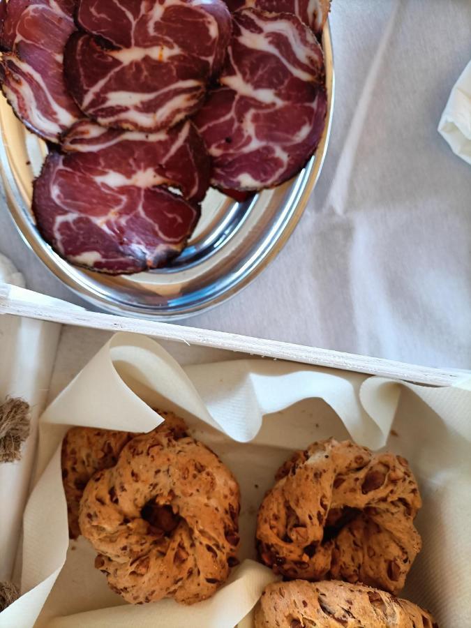 La Ricarda Dimora Di Campagna Bed & Breakfast Paestum Eksteriør bilde
