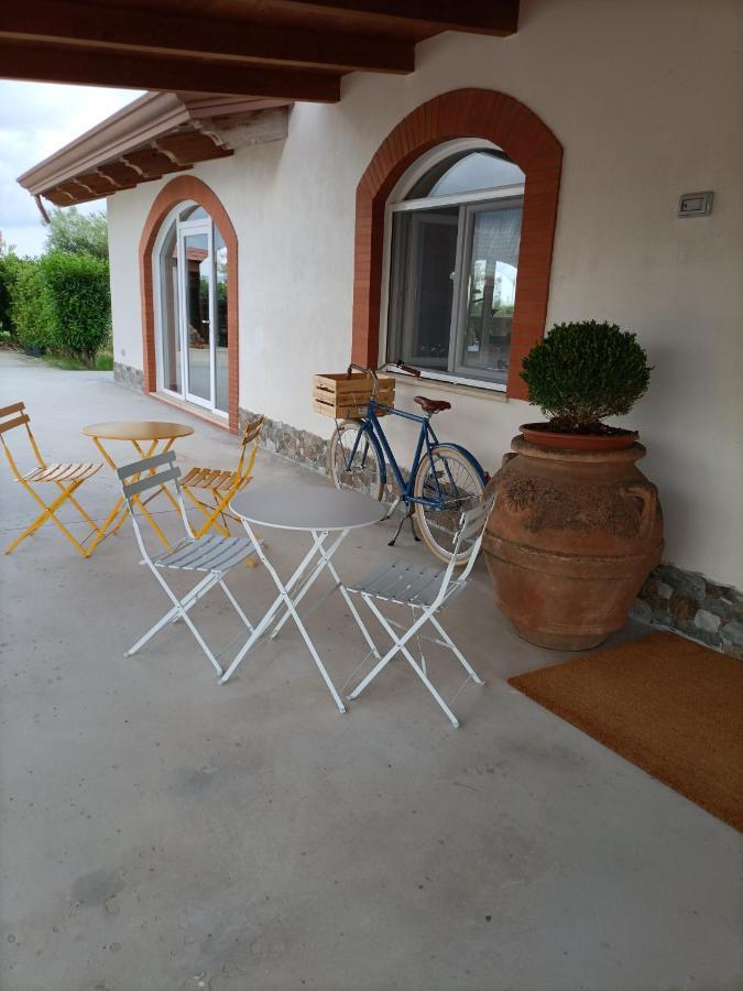 La Ricarda Dimora Di Campagna Bed & Breakfast Paestum Eksteriør bilde